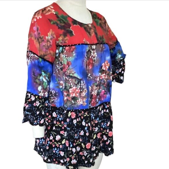 Calessa BOHO Colorful Floral Mixed Media Tiered Tunic Top Bell Sleeve XL #97N - Picture 3 of 9
